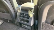 Land Rover Discovery 3.0 D300 Dynamic SE 5dr Auto Diesel Station Wagon